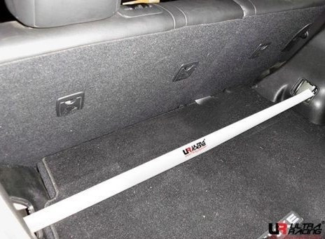 UltraRacing "2-Point Rear Upper Strut Bar" Nissan Juke