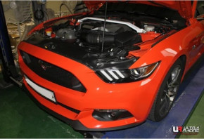 ULTRARACING Domstrebe Ford Mustang 2.3 T / 5.0 2015-