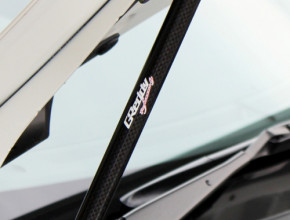 GReddy Carbon Haubenlifter für Toyota GT86 & Subaru BRZ