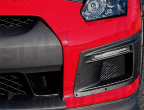 ChargeSpeed Front bumper ducts with LED DRL's & Turn signal Nissan GT-R R35 2007-2010 - Black