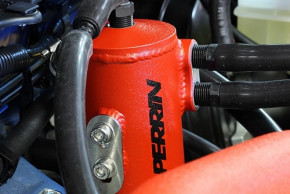 PERRIN "Air Oil Seperator" für Subaru Impreza WRX / STi 02-07